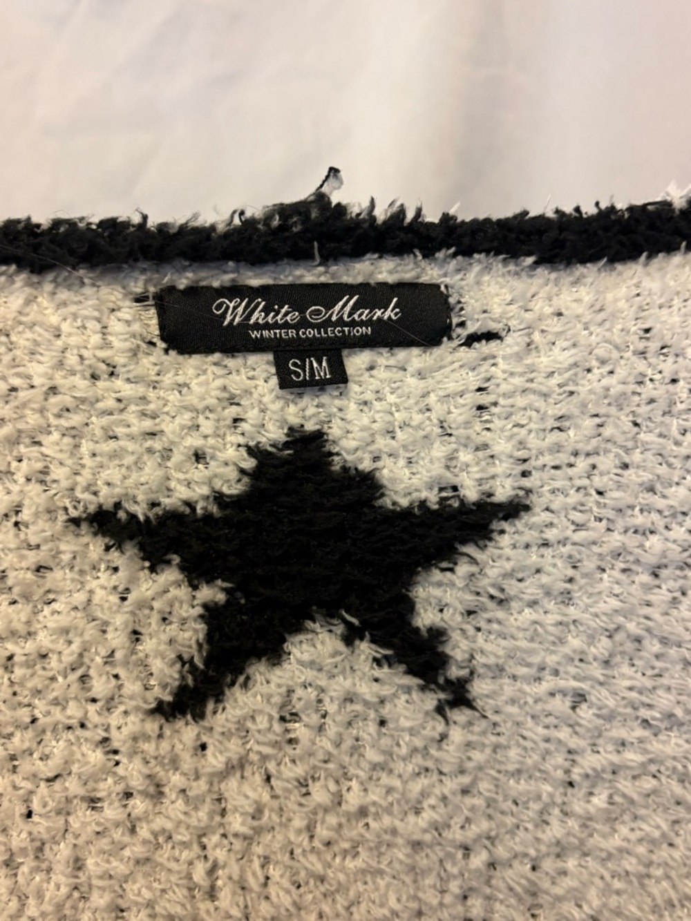 White Mark Black and White Star Knit Hoodie - Picture 3 of 3